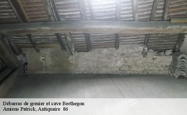 Débarras de grenier et cave  86420